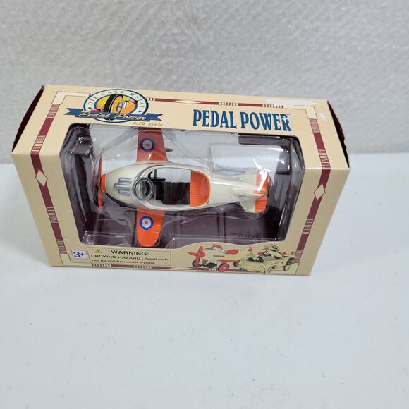 Pedal Power Die Cast Metal 1:10 Scale Airplane 101924-2M3 - Picture 3 of 3